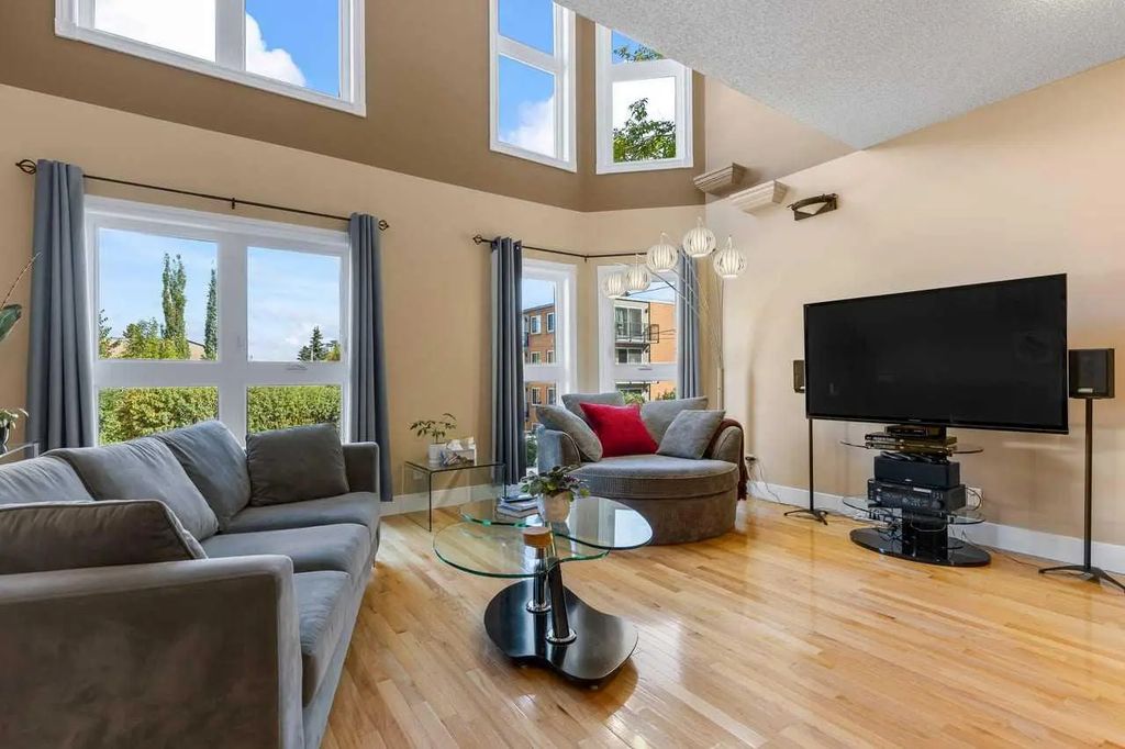 1515 21 Avenue Sw, Calgary