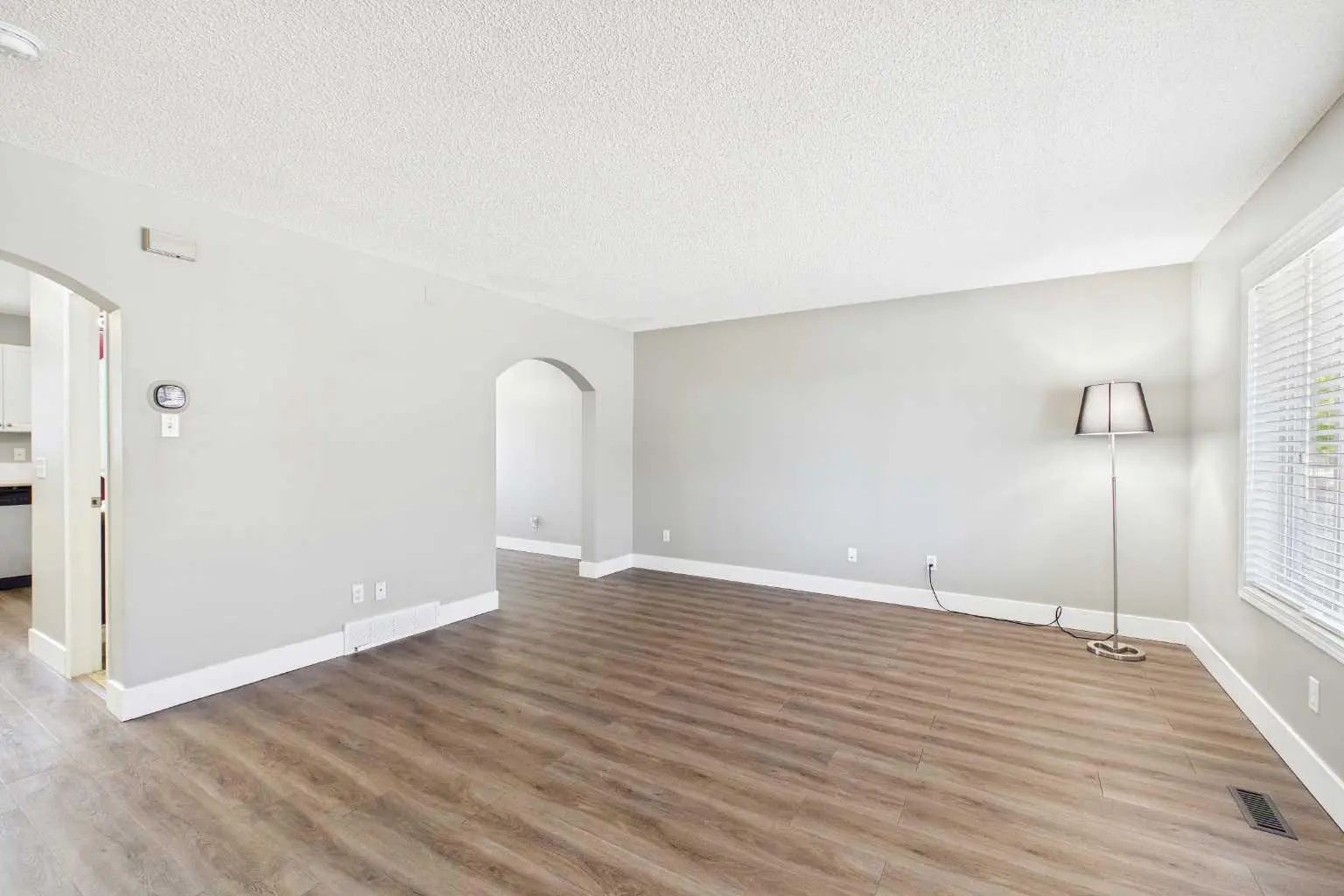 9 Citadel Point Northwest, Calgary – Residential Row/Townhouse Listing Photo 9