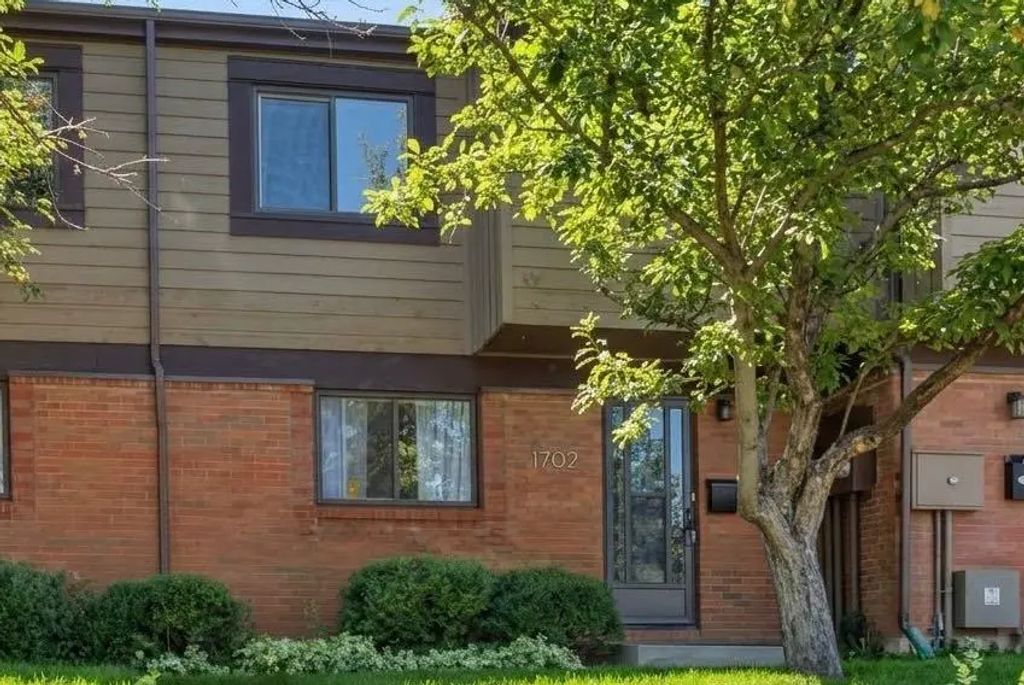 1702 9803 24 Street Sw, Calgary