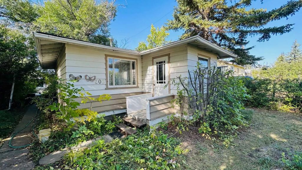206 1 Avenue N, Morrin