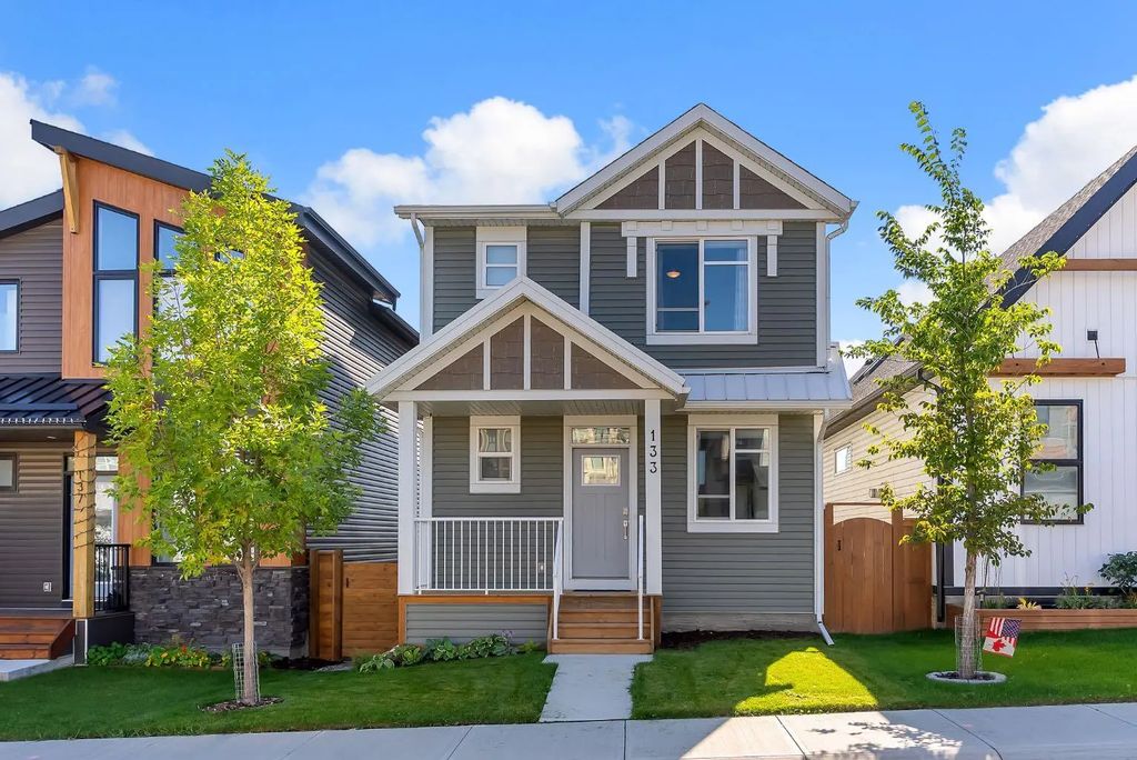 133 Rochester Way Nw, Calgary