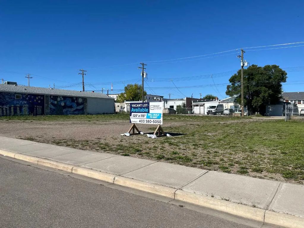 116 1 Street S, Vulcan
