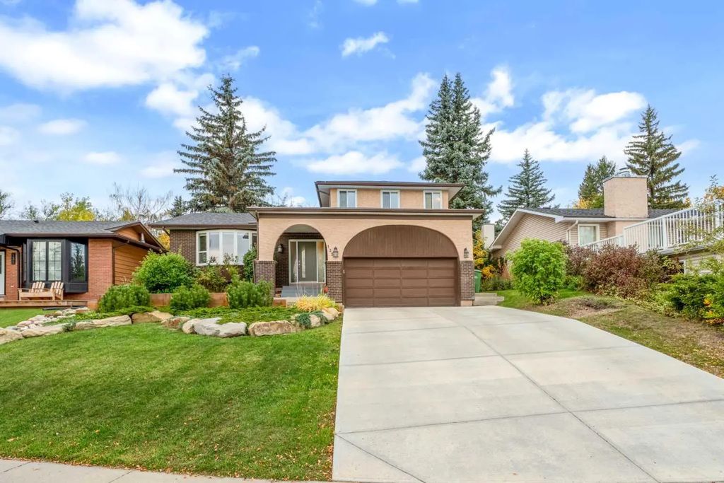 135 Cantree Place Sw, Calgary
