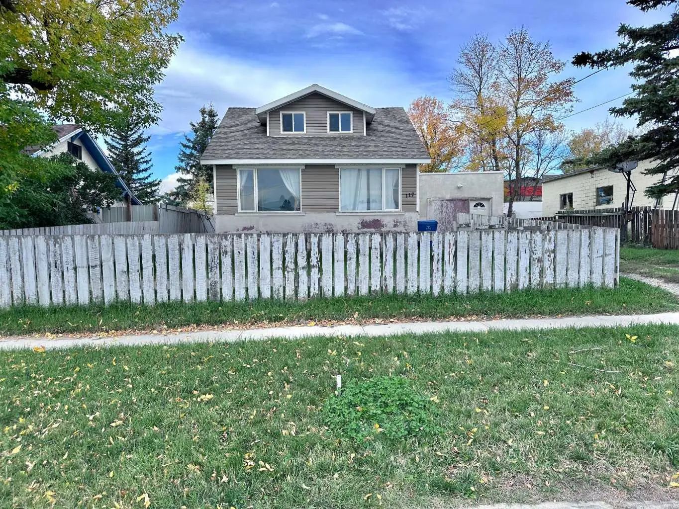 117 3 Street W, Cardston