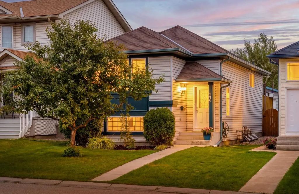 139 Country Hills Way Nw, Calgary