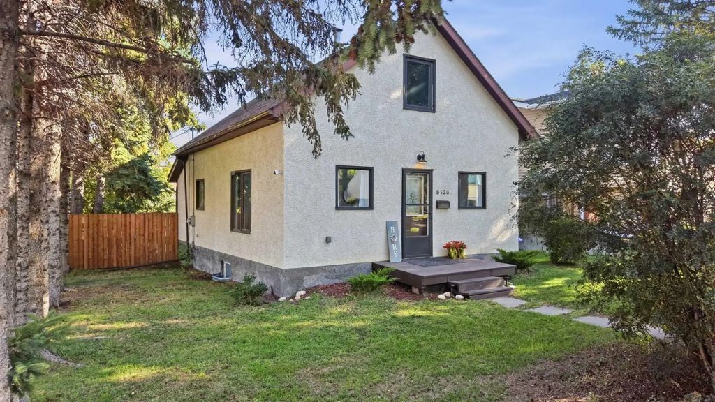 5120 53 Avenue , Ponoka