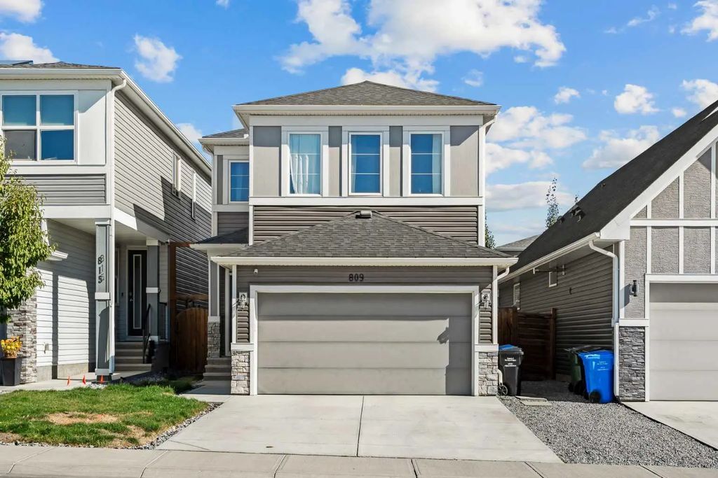 809 Seton Circle Se, Calgary