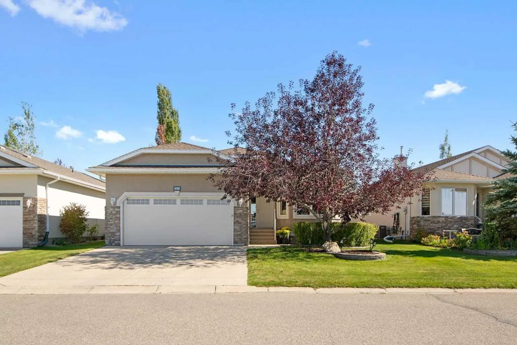 448 Riverside Green Nw, High River