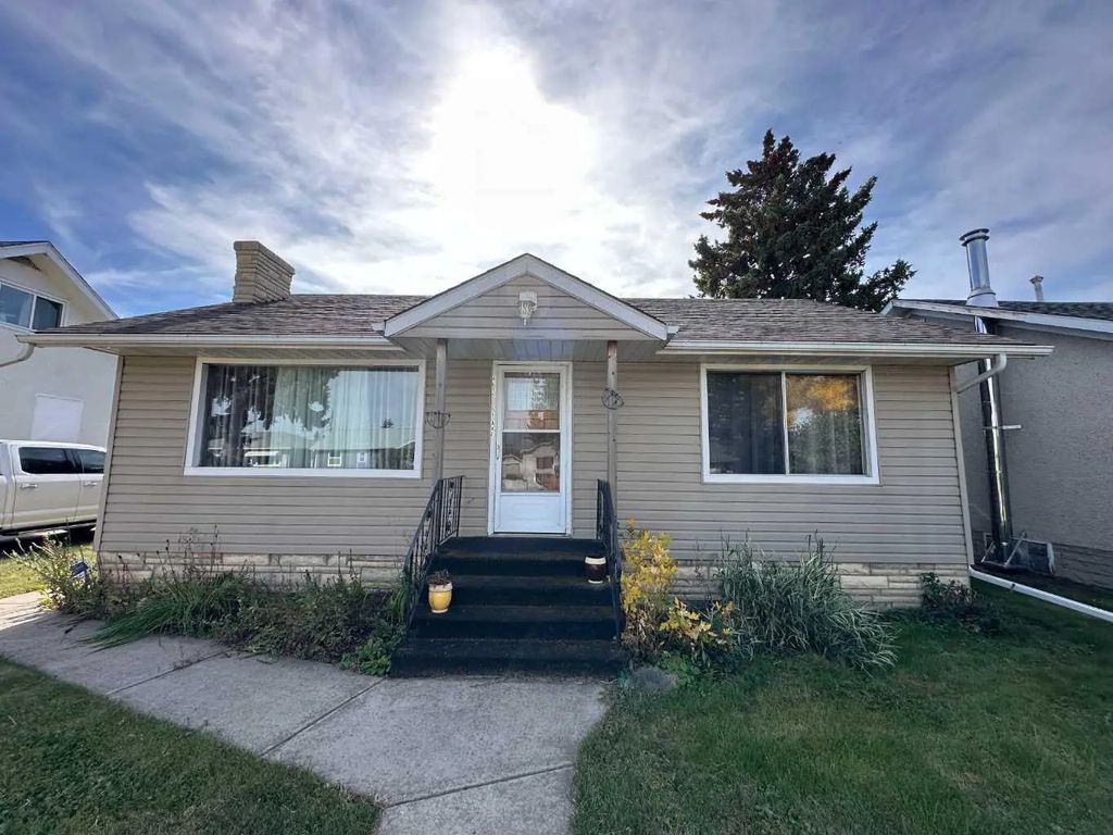 4615 51 Avenue , Vermilion