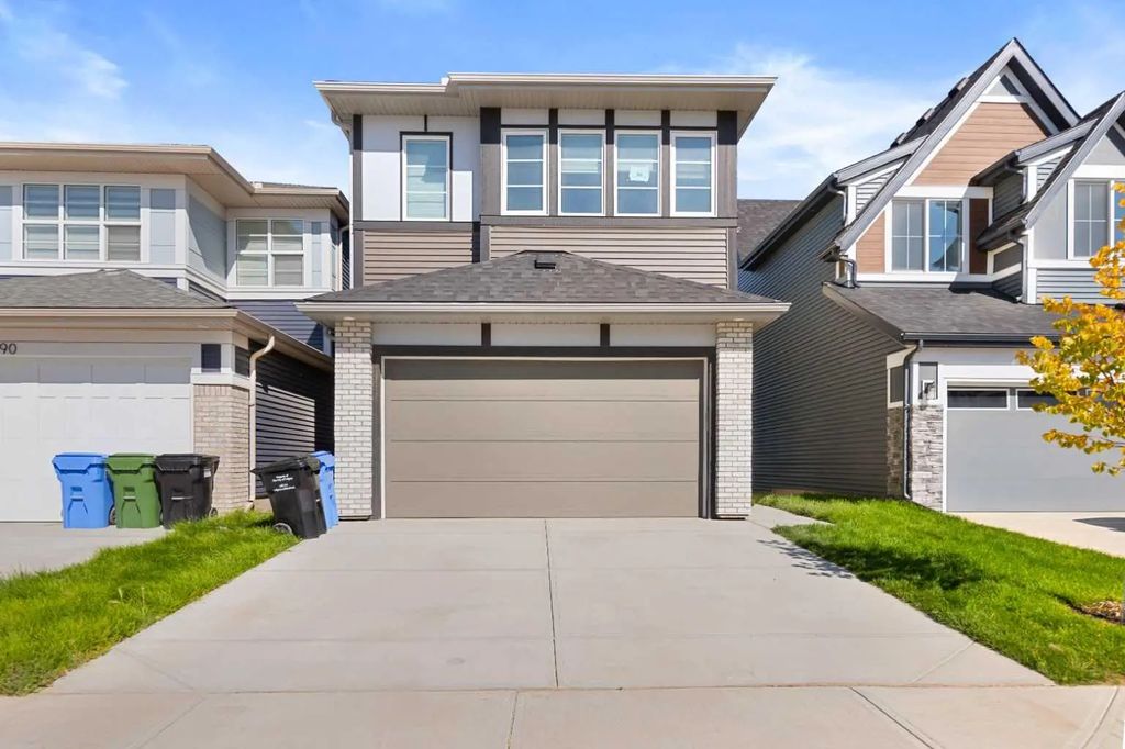 86 Corner Glen Gardens Ne, Calgary