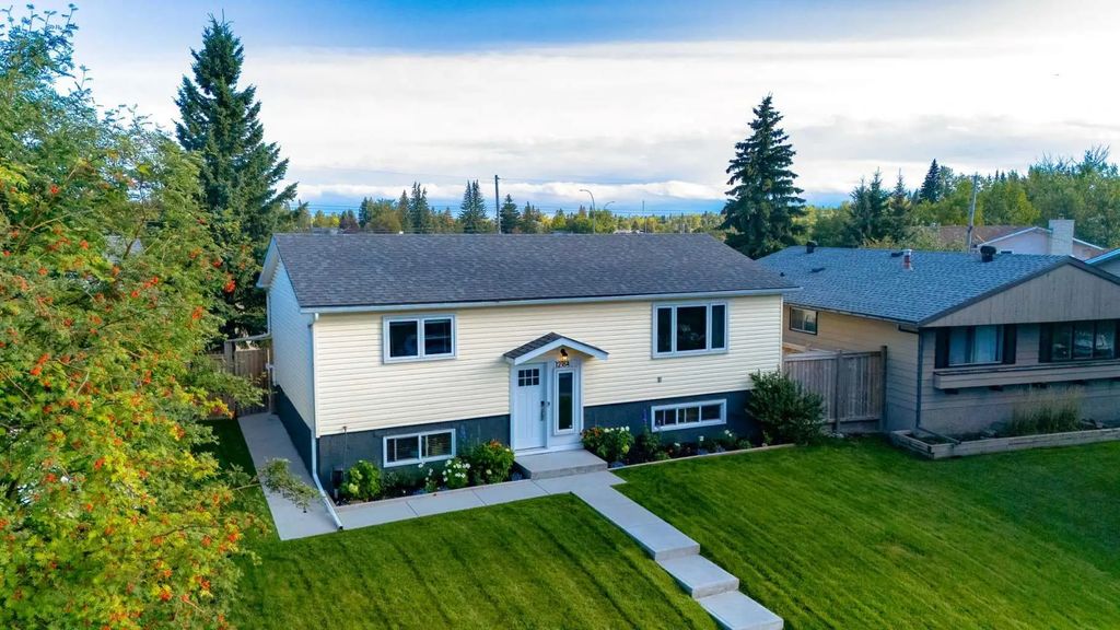 12164 Lake Michigan Road Se, Calgary