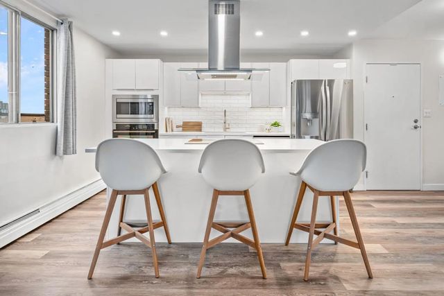 814 340 14 Avenue Sw, Calgary