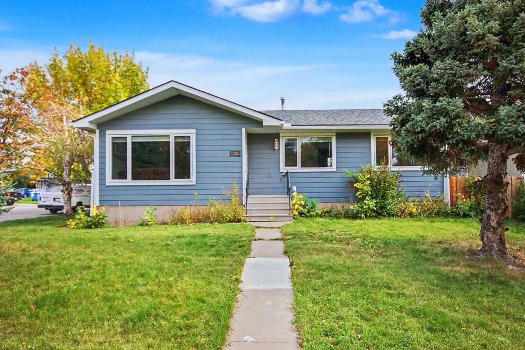2202 35 Street Se, Calgary