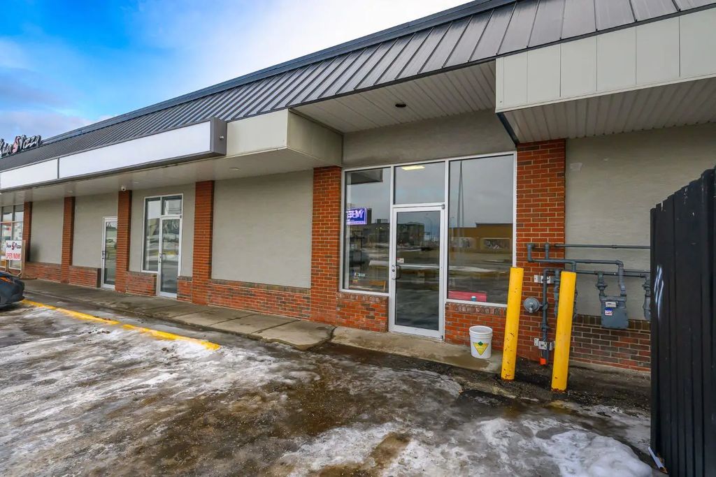 10011 115 Avenue , Grande Prairie
