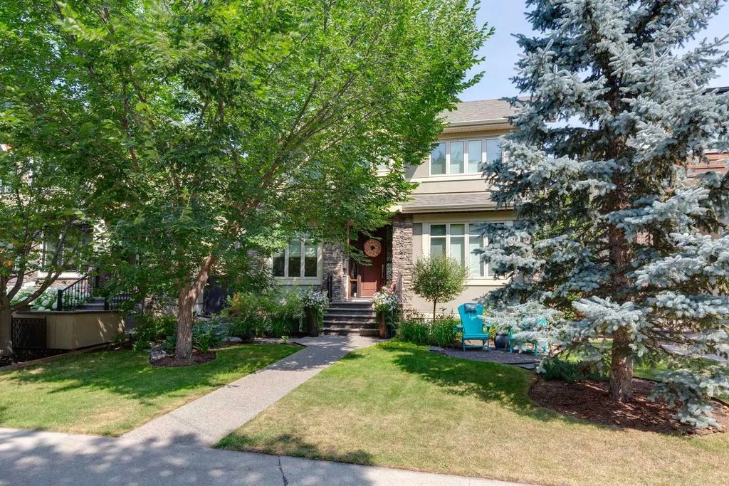 2022 43 Avenue Sw, Calgary