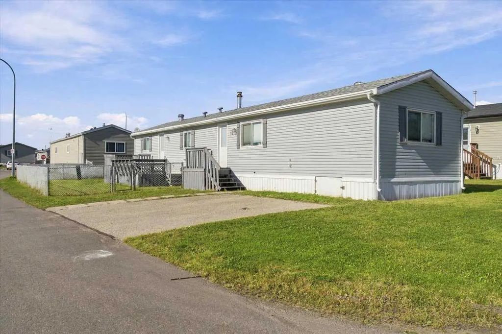 157 10615 88 St  , Grande Prairie