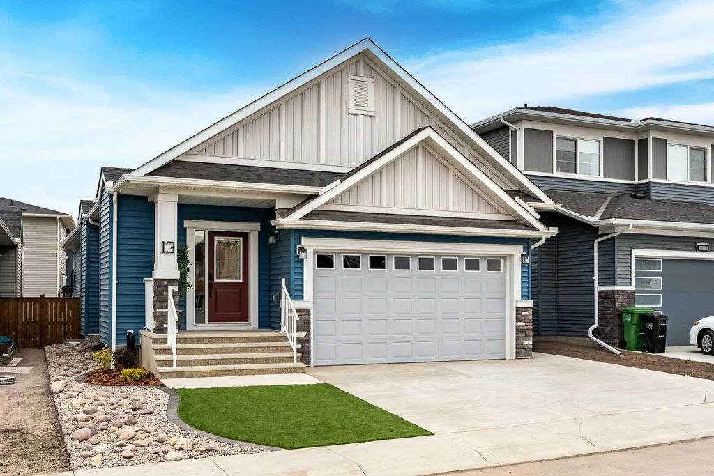 13 Bayview Mews Sw, Airdrie