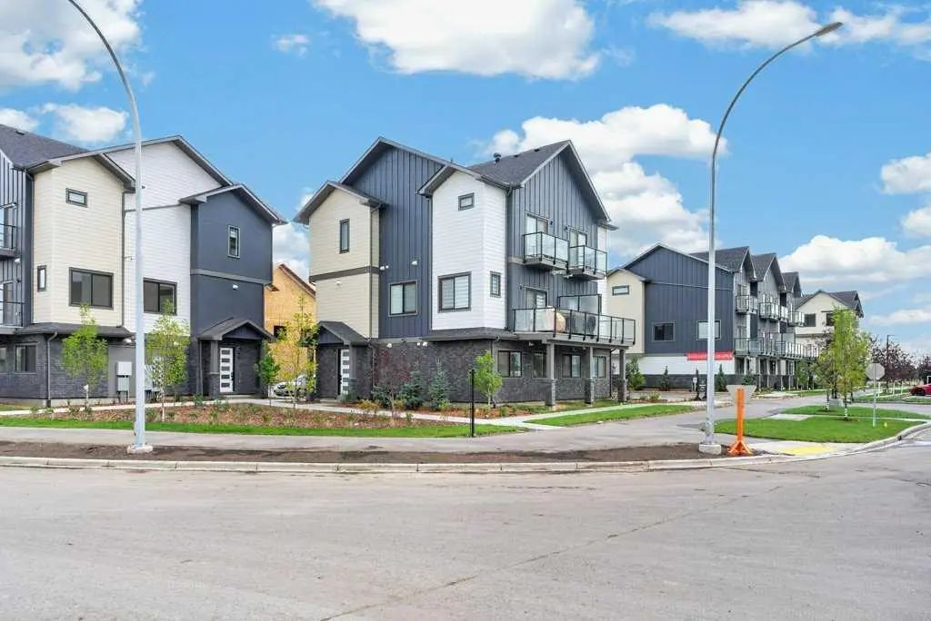 810 200 Belvedere Boulevard Se, Calgary