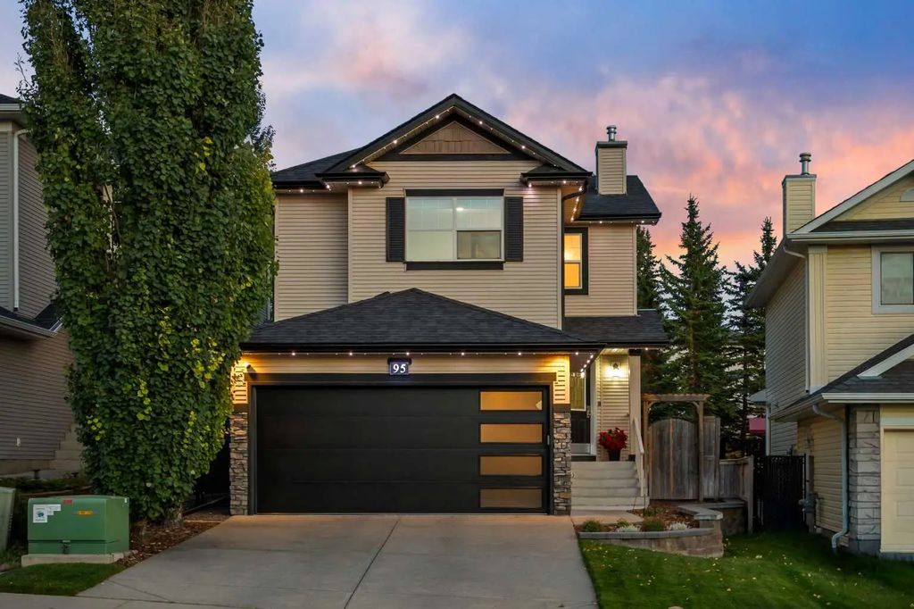 95 Royal Birch Circle Nw, Calgary