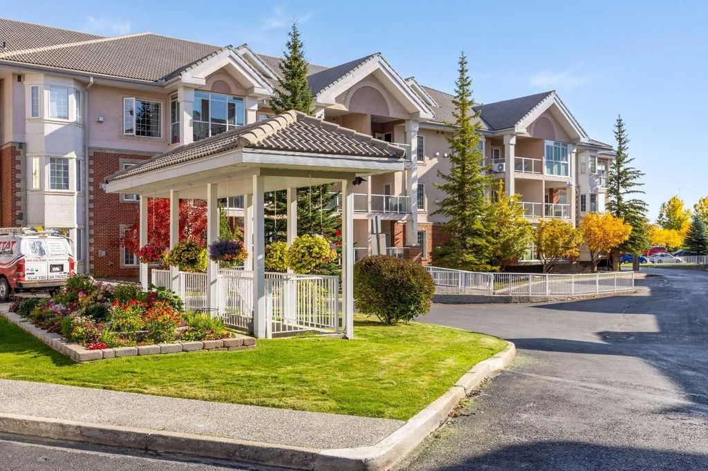 180 223 Tuscany Springs Boulevard Nw, Calgary