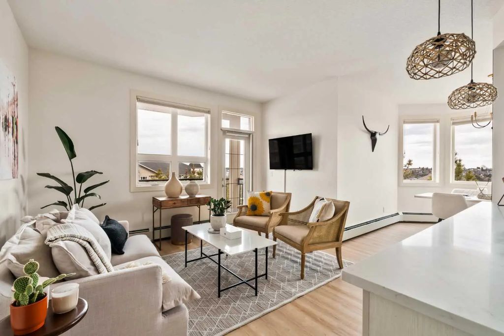 457 26 Val Gardena View Sw, Calgary