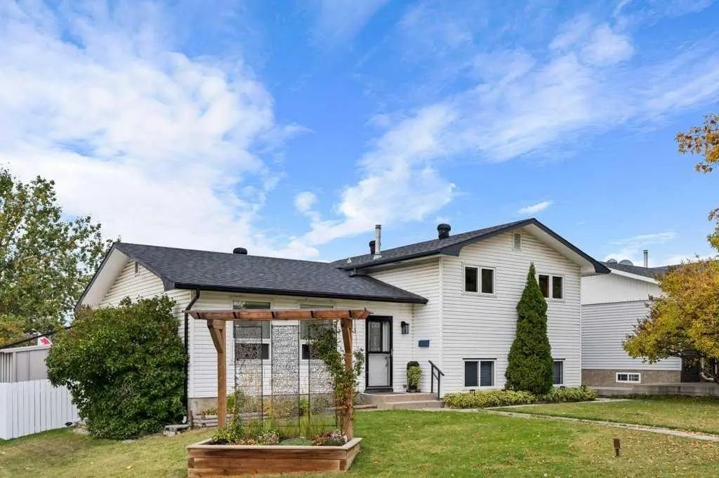 263 Rundleridge Drive Ne, Calgary