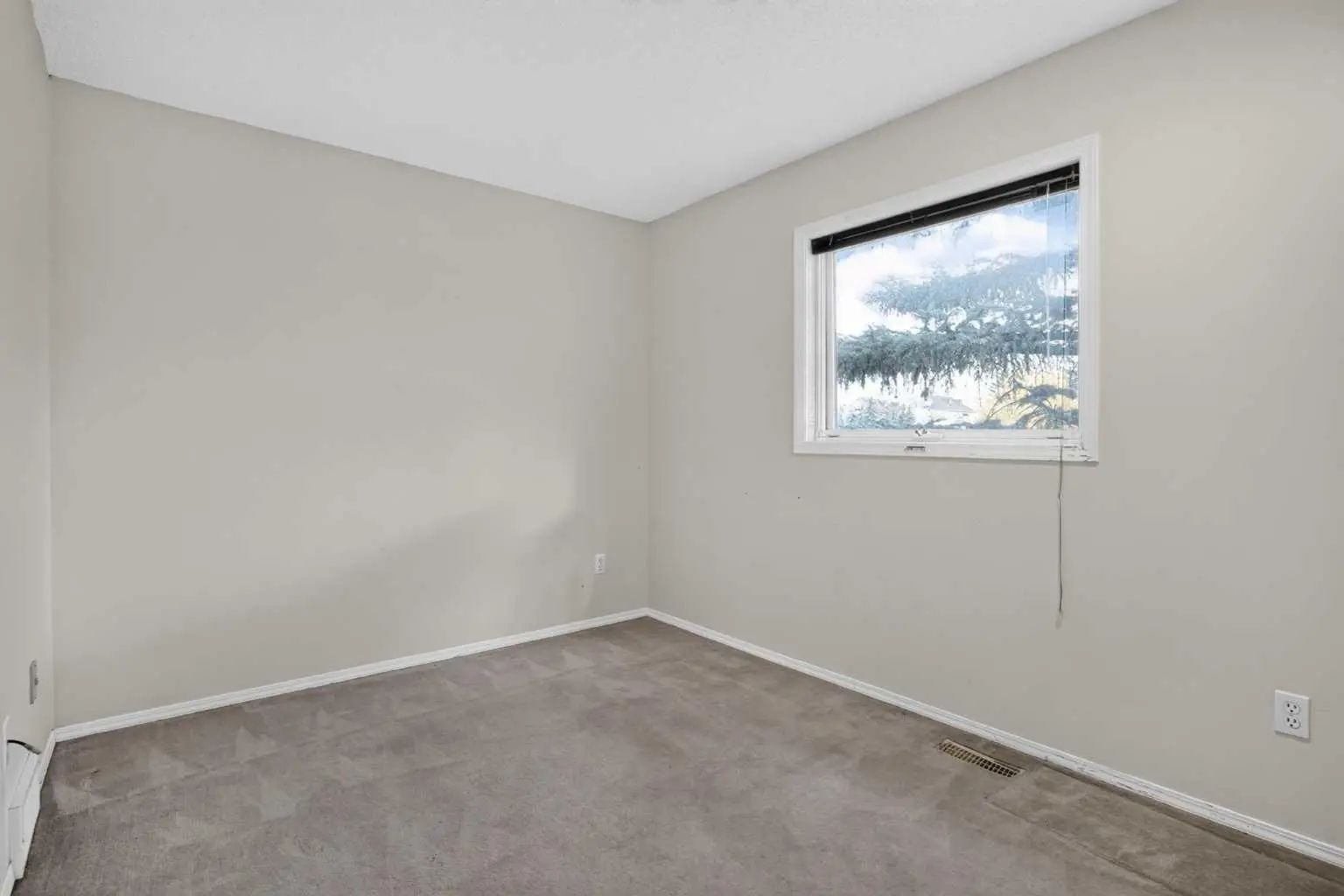 259 Coachway Road Southwest, Calgary – Residential Detached Listing Photo 32
