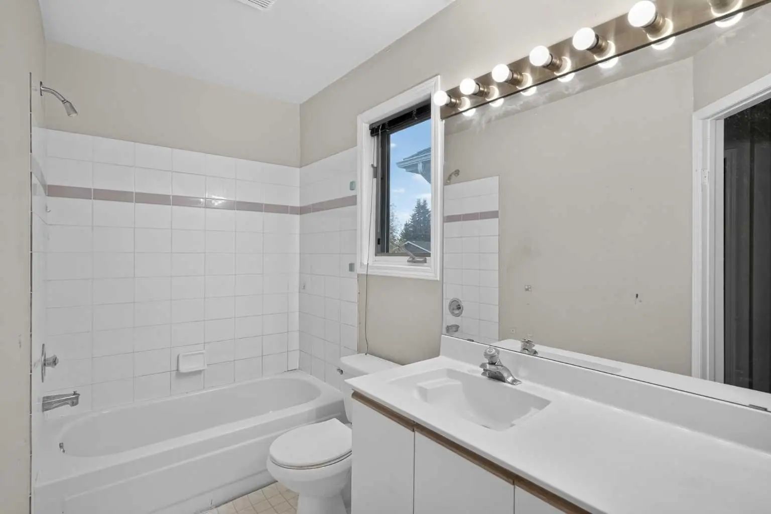 259 Coachway Road Southwest, Calgary – Residential Detached Listing Photo 33