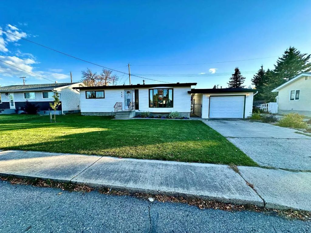 460 16 Street , Fort Macleod