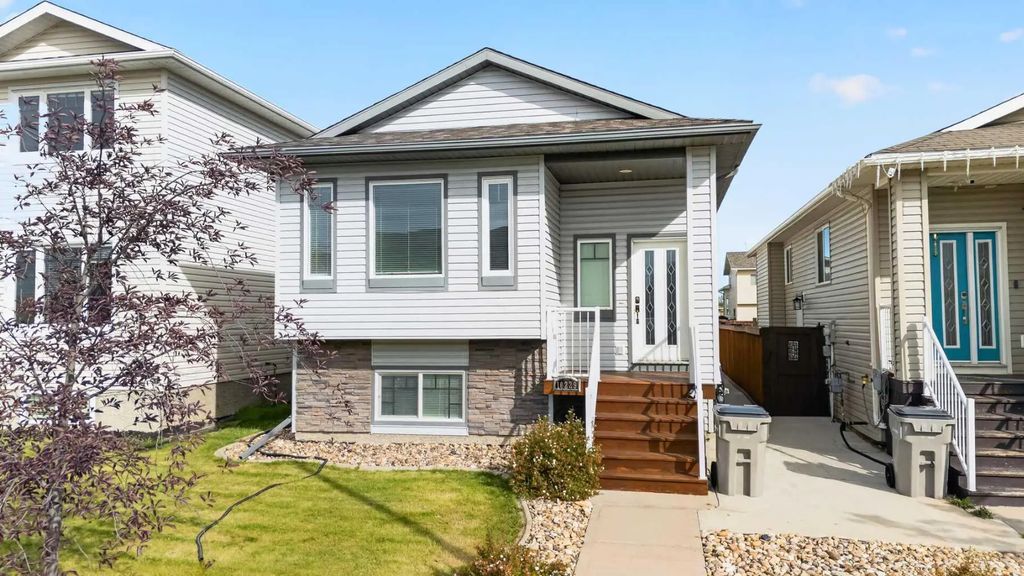 10229 85a Street , Grande Prairie
