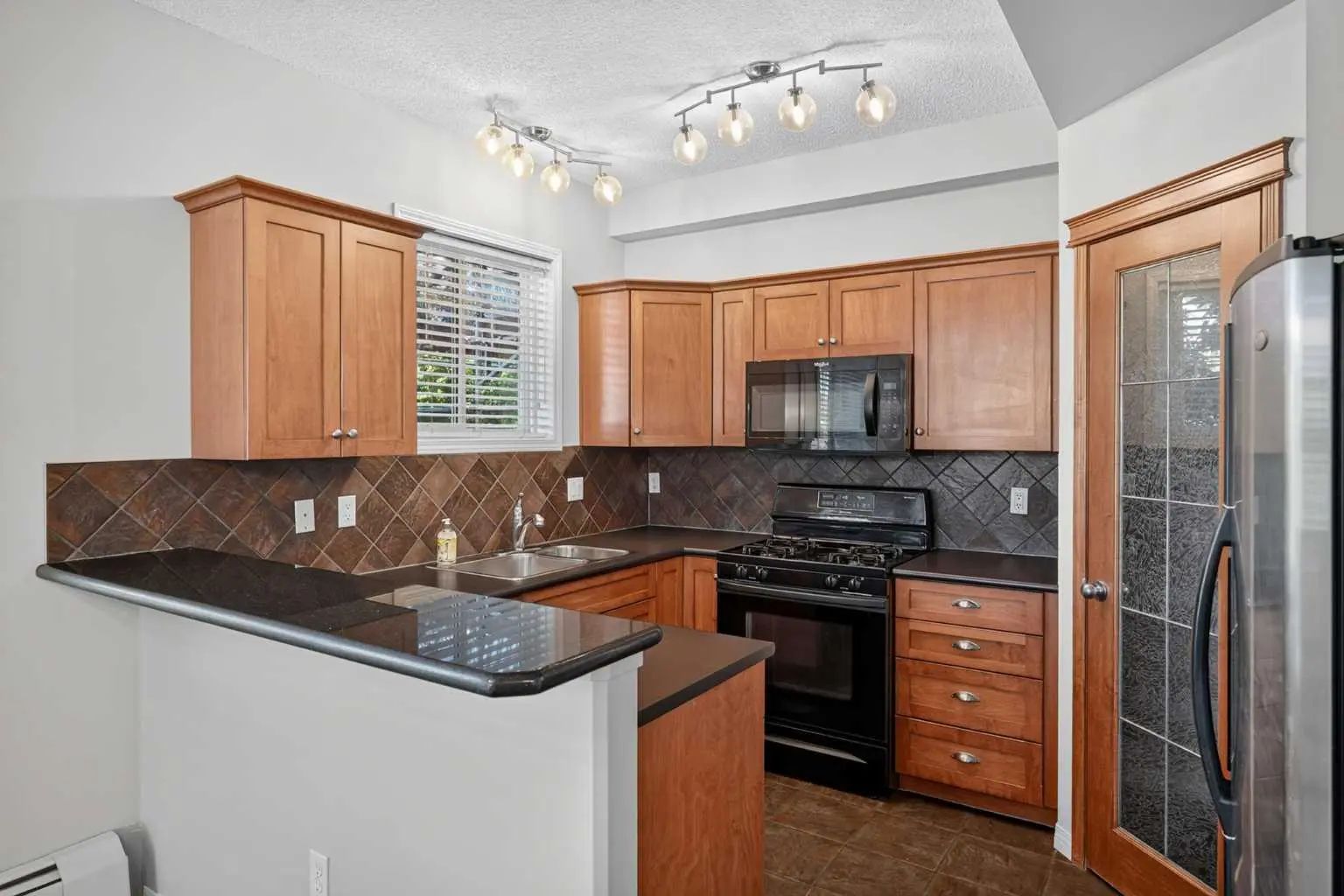 305 2416 Erlton Street Southwest, Calgary – Residential Apartment Listing Photo 10