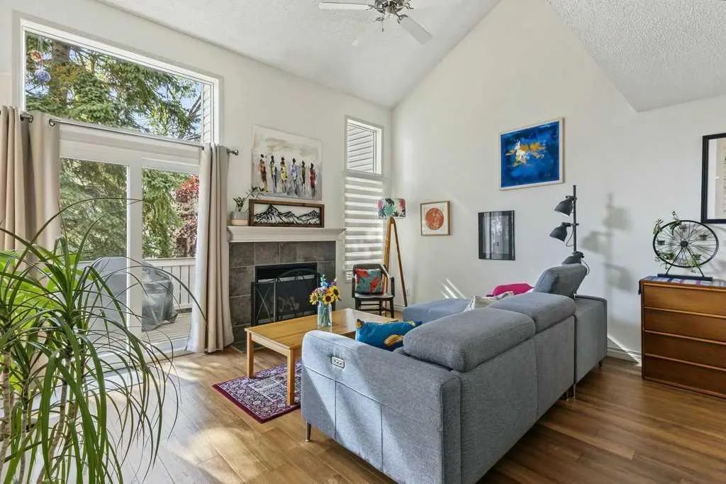 205 Edgedale Gardens Nw, Calgary