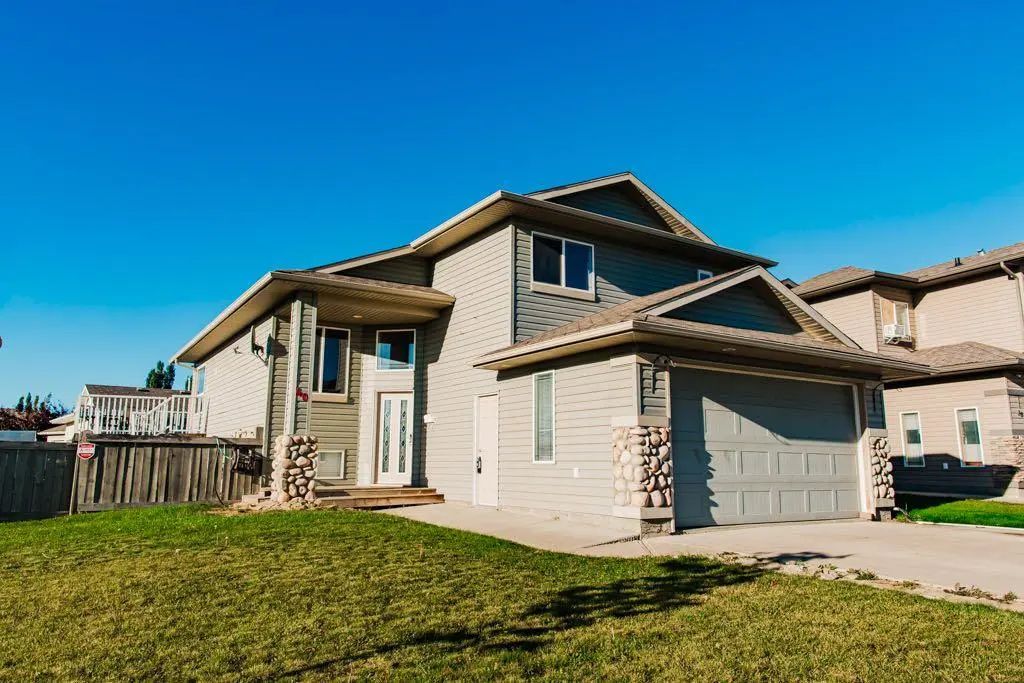 40 Pinnacle Lake Drive , Grande Prairie