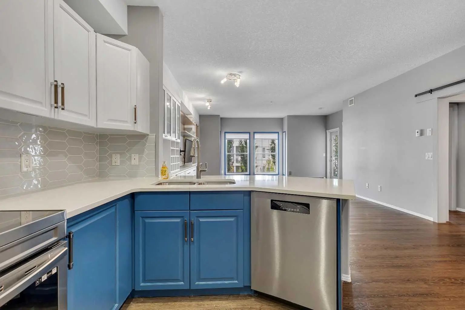 2364 151 Country Village Road Northeast, Calgary – Residential Apartment Listing Photo 5