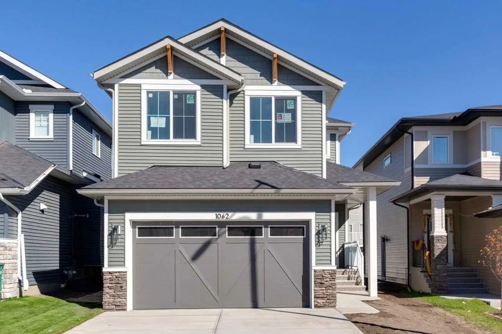 1062 Bayview Crescent Sw, Airdrie