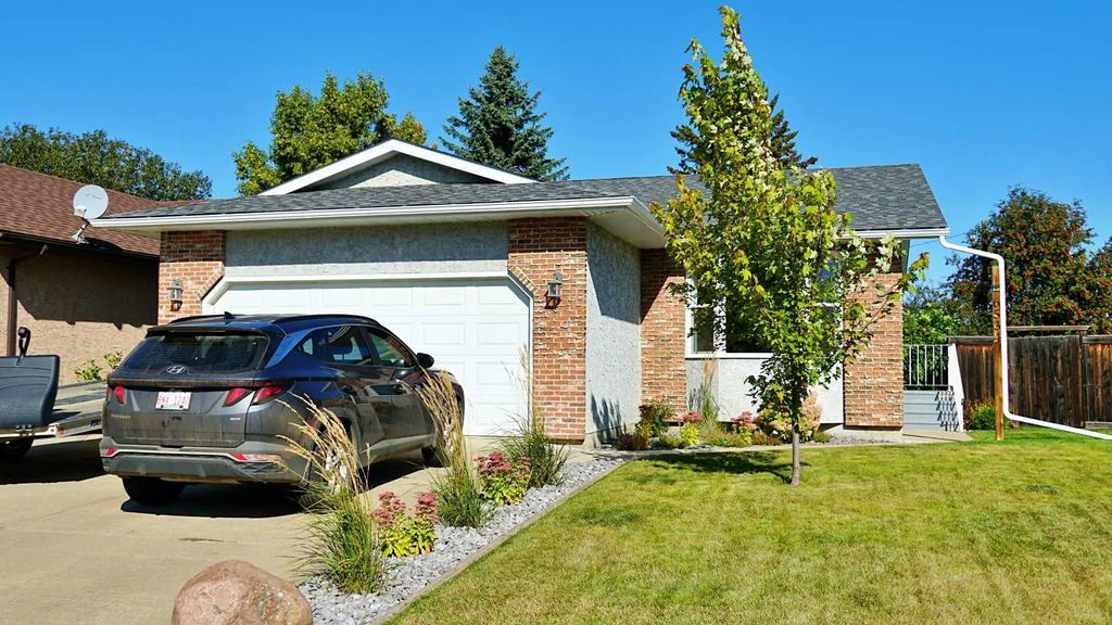 6534 52 Avenue , Vermilion