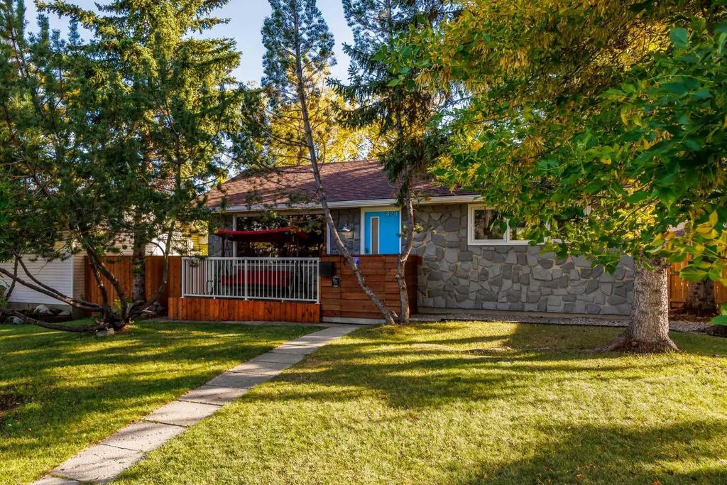 4711 26 Avenue Sw, Calgary