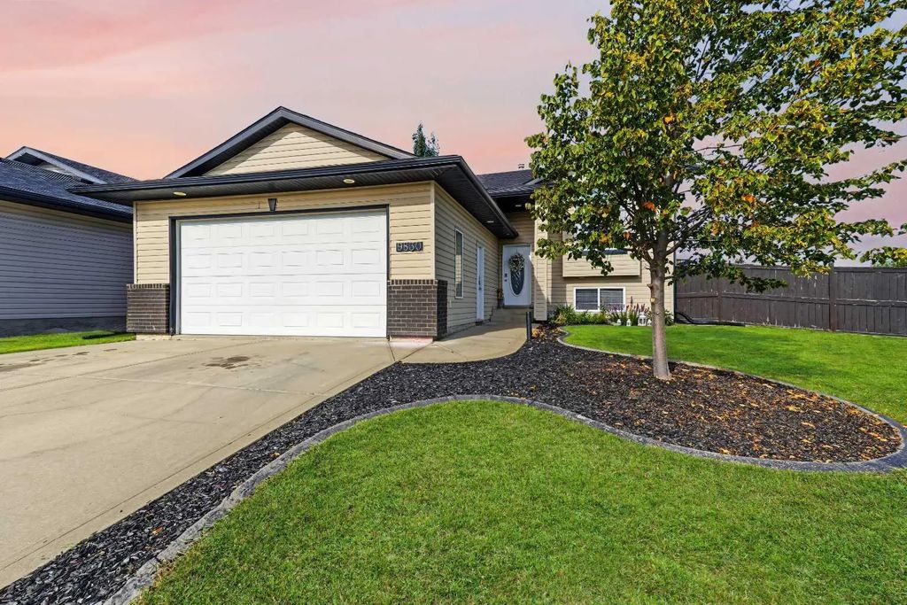 9830 67 Avenue , Grande Prairie