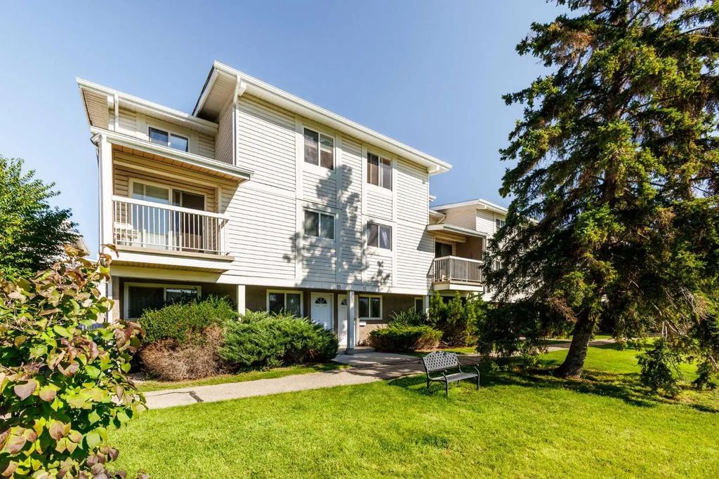 16 3015 51 Street Sw, Calgary