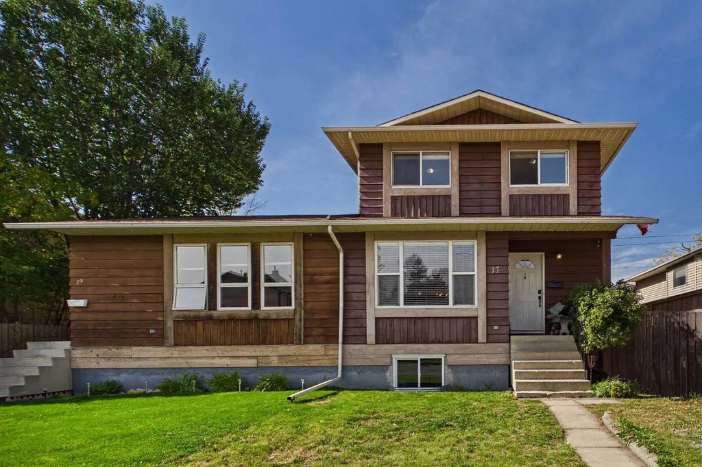 17 Deermeade Road Se, Calgary