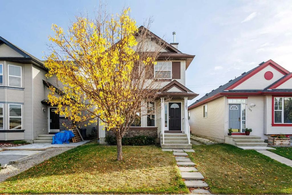 107 Cranberry Green Se, Calgary