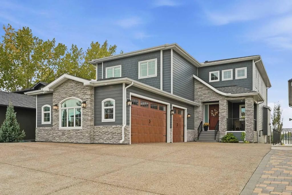 435 East Chestermere Drive , Chestermere