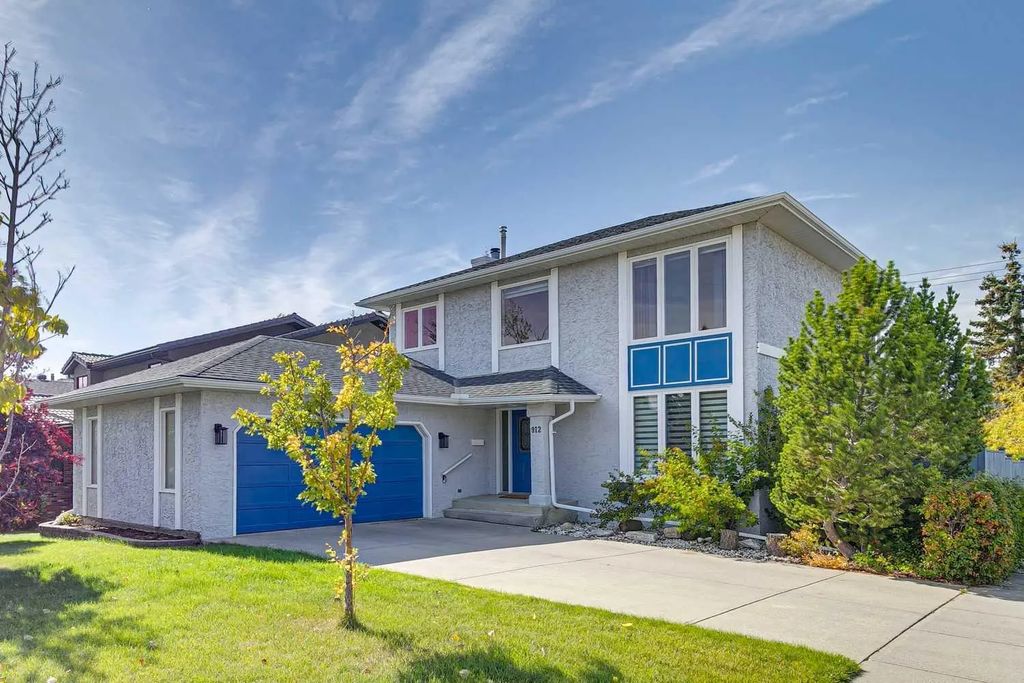 912 Woodbine Boulevard Sw, Calgary
