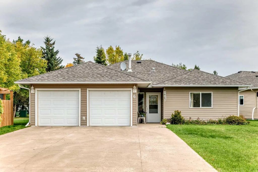 6 6500 40 Avenue , Stettler
