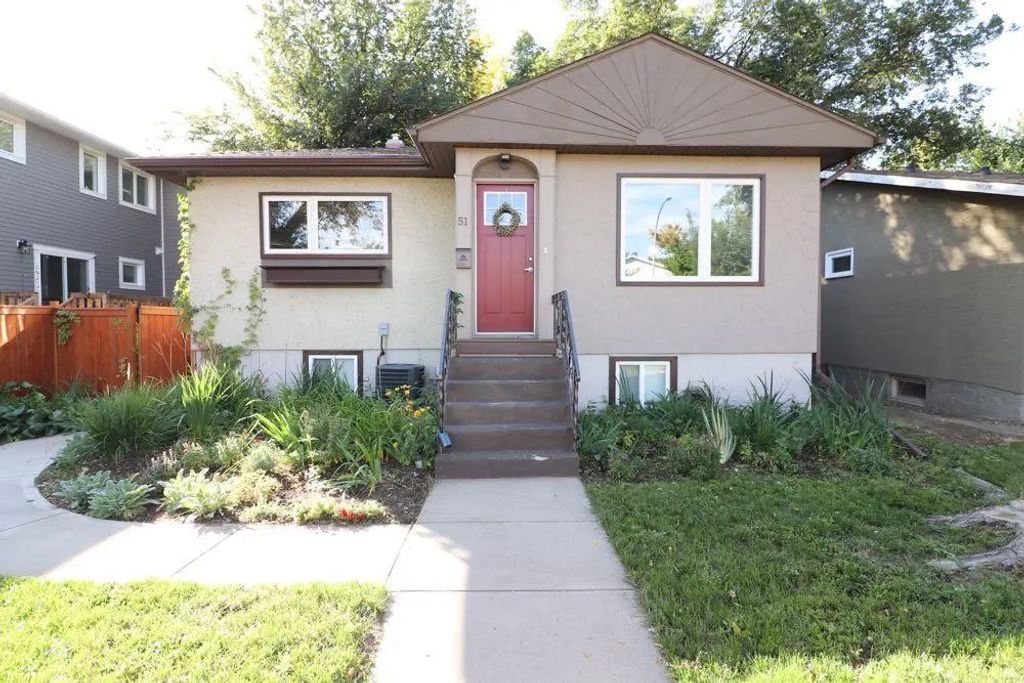 51 3 Street Ne, Medicine Hat