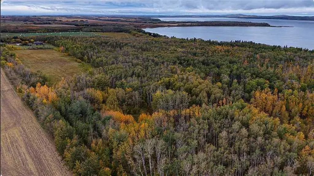  On Range Road 20  , Rural Red Deer County