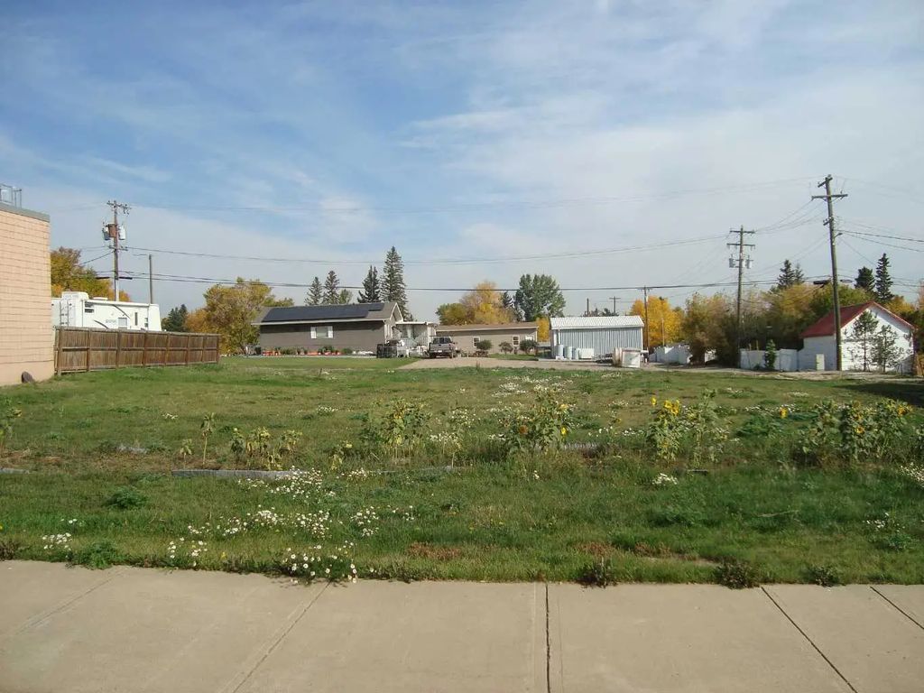 218 Main Street , Trochu