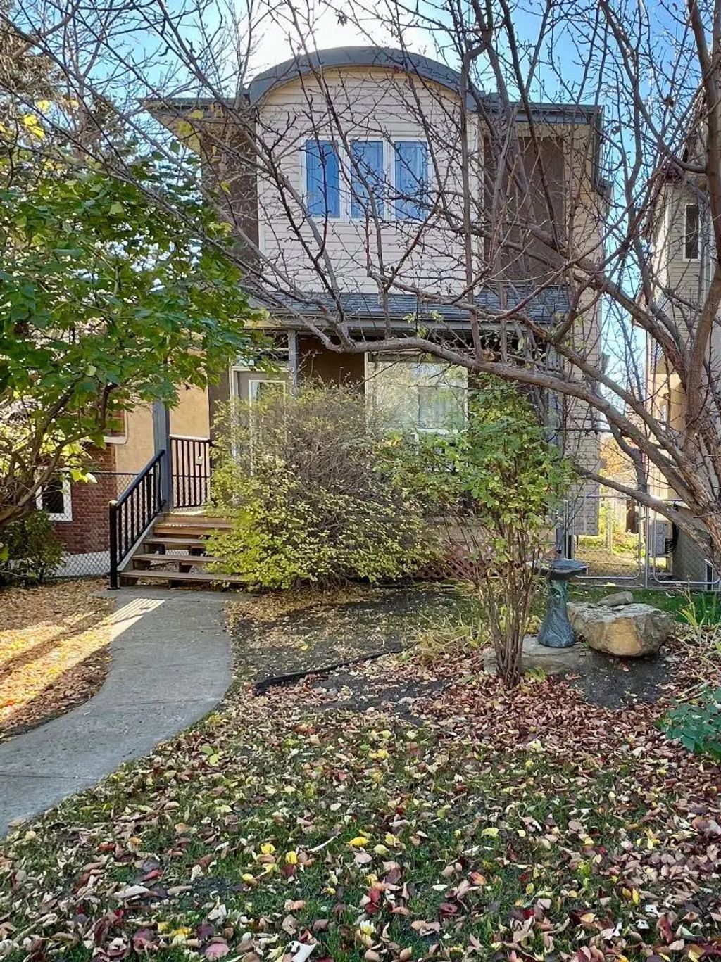 2705 11 Avenue Se, Calgary
