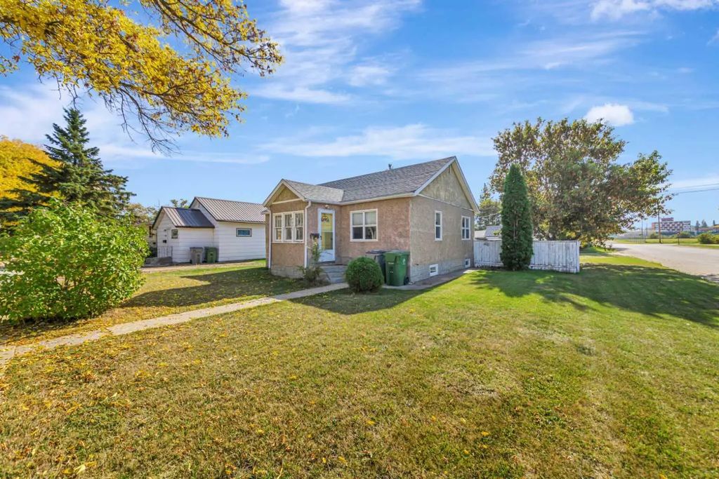 5021 54a Street , Lloydminster