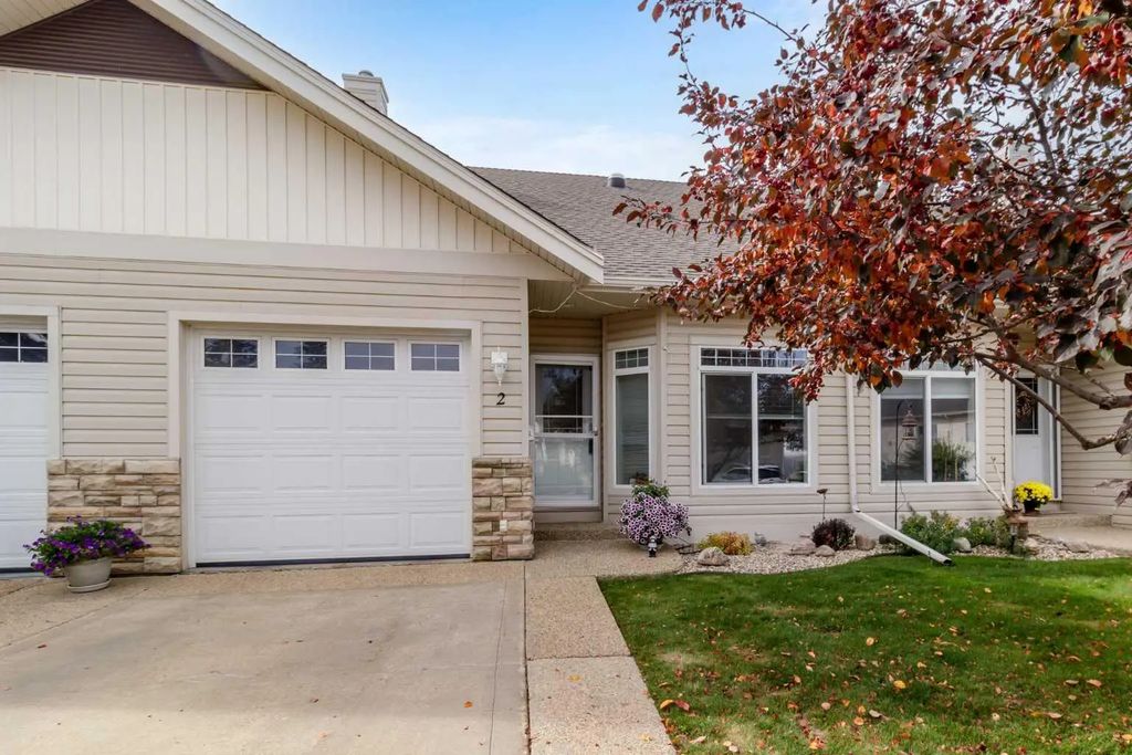 2 939 Ramage Crescent , Red Deer